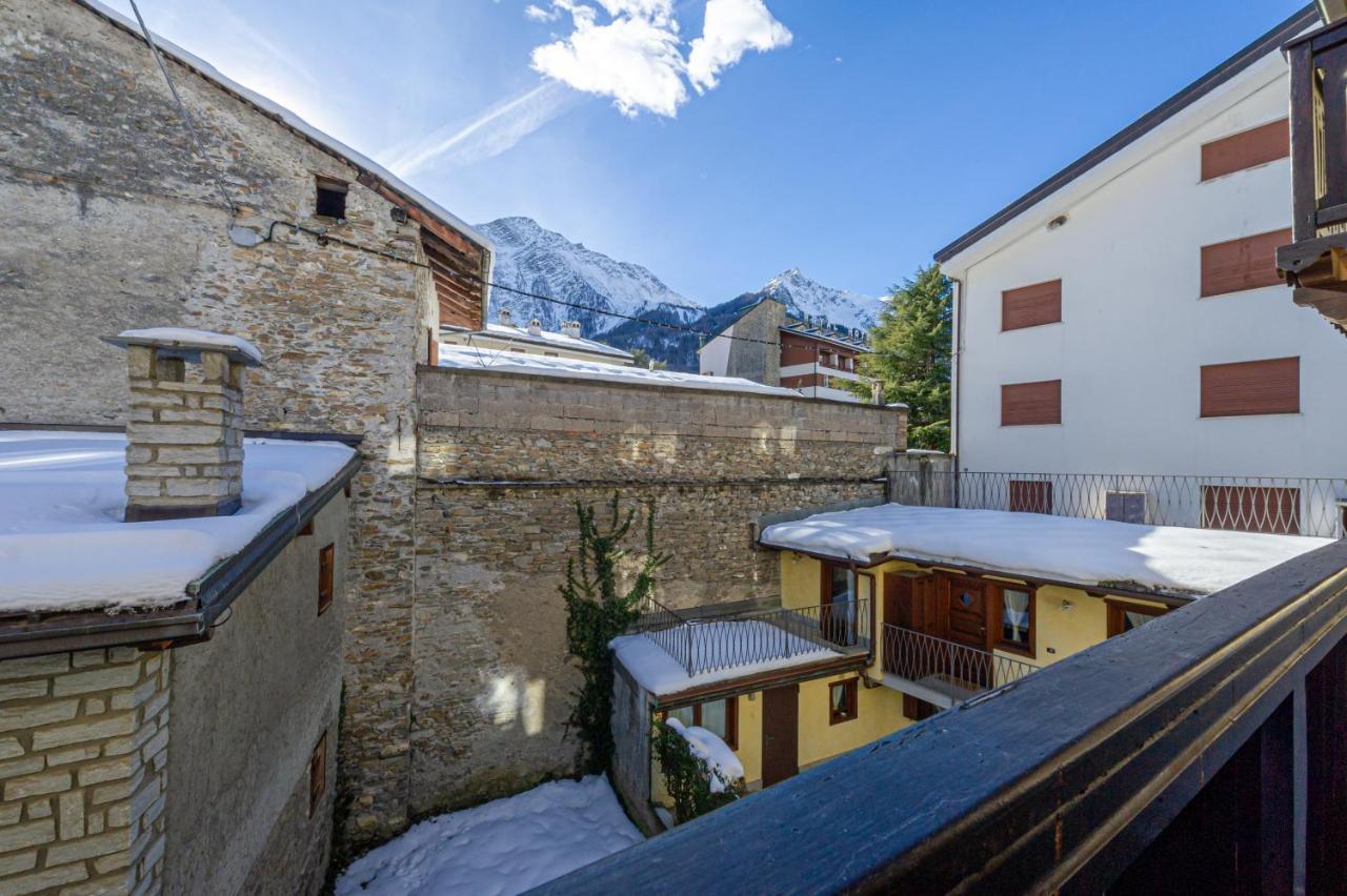 Appartamento Claire - Relax Con Splendida Vista - Cour 0081 Courmayeur Kültér fotó